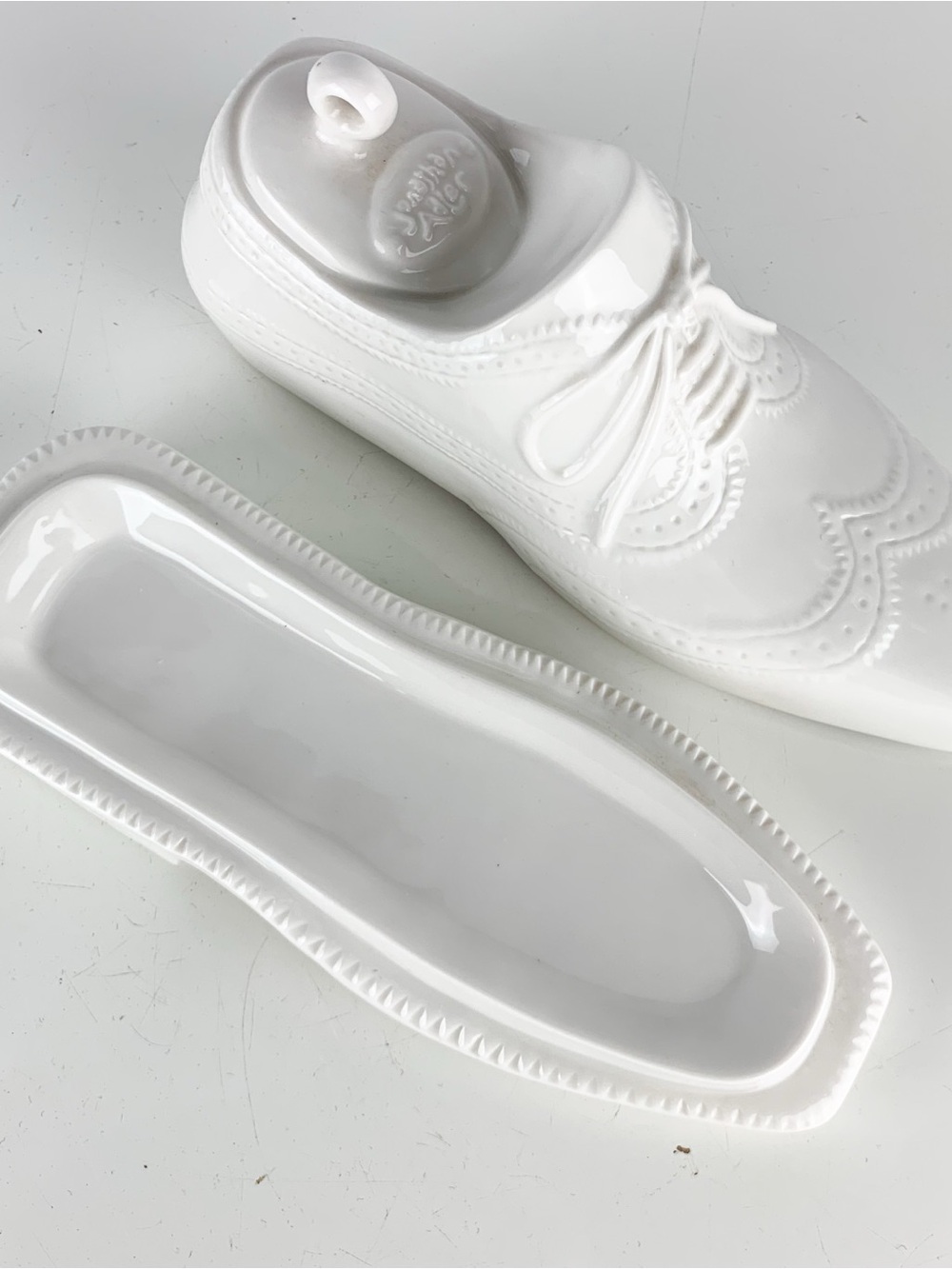Funky White Ceramic Jonathan Adler Mens Shoe Butter Dish Designer Kitchen Decor